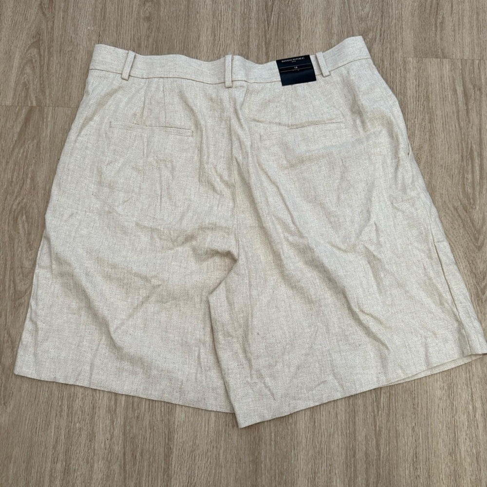 NWT Banana Republic Linen Cotton Blend High Waist Bermuda Shorts Size 18 Cream - Picture 10 of 10
